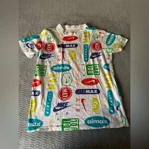 Boys Nike T-Shirt sz Large